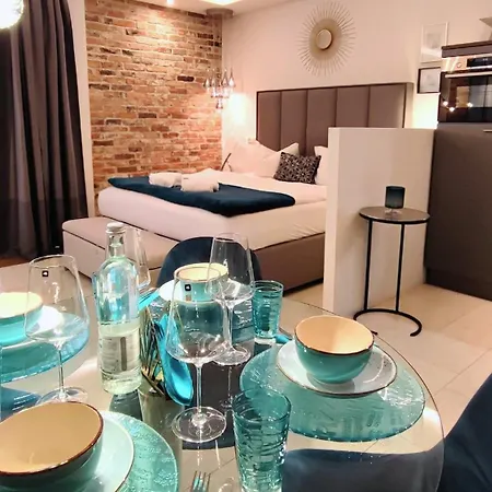 Homely Stay Studio P1 - Elegant Self-Check-In Studio-Apartment In Munich With Kitchen And Washing Machine Eksteriør billede