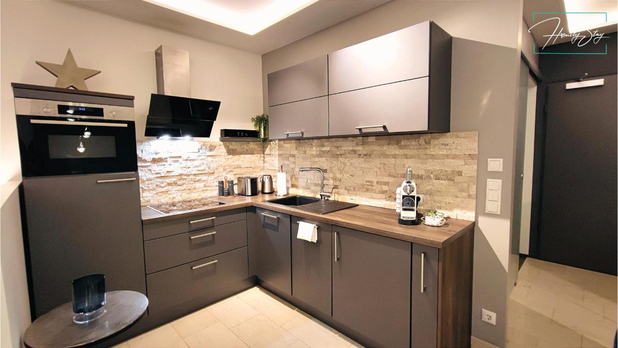 Homely P1 - Elegant Self-check-in Studio-apartment In With Kitchen And Washing Machine * München