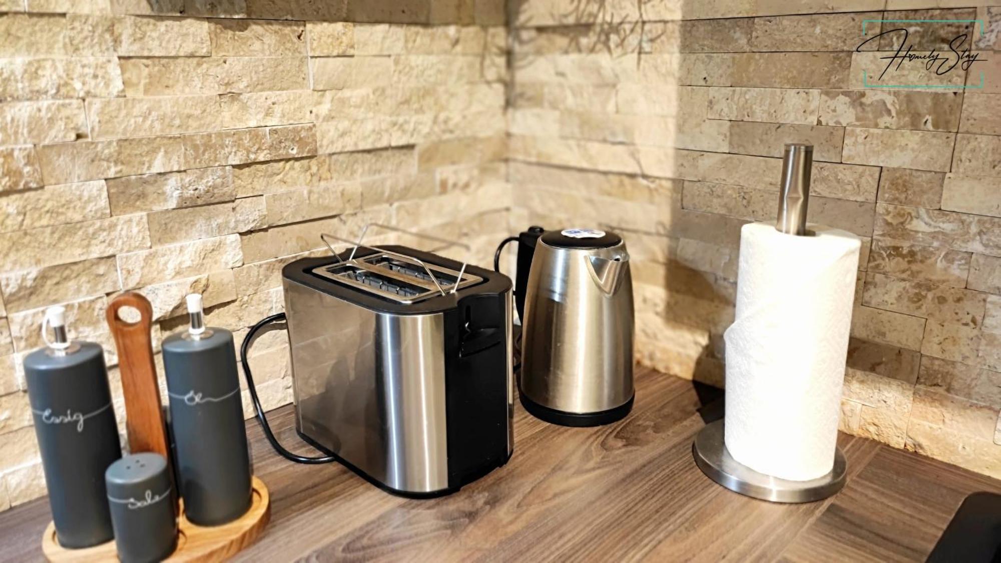 Homely P1 - Elegant Self-check-in Studio-apartment In With Kitchen And Washing Machine