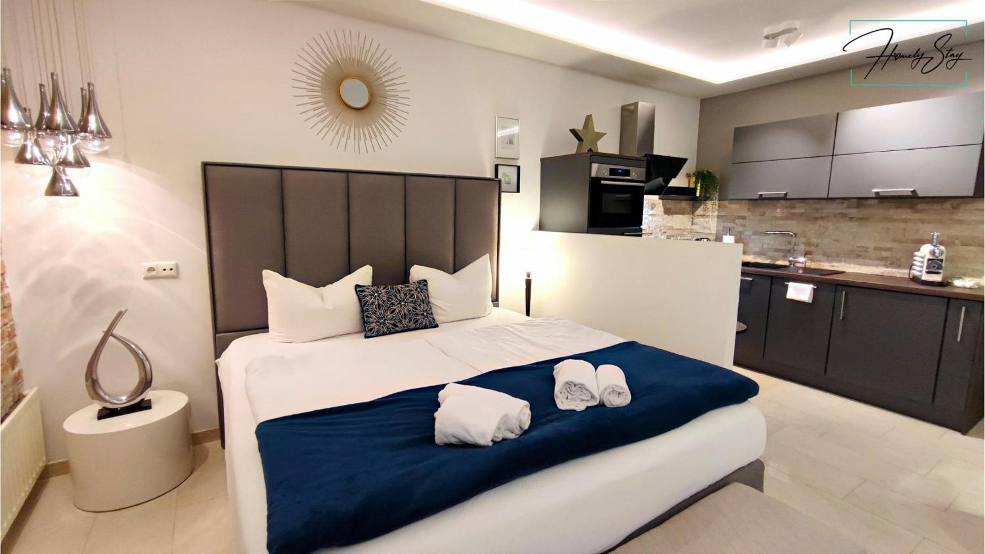 Homely P1 - Elegant Self-check-in Studio-apartment In With Kitchen And Washing Machine * Munich